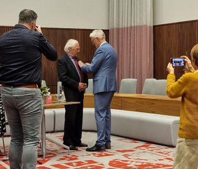 LVSC lid Sijtze de Roos ontvangt koninklijke onderscheiding